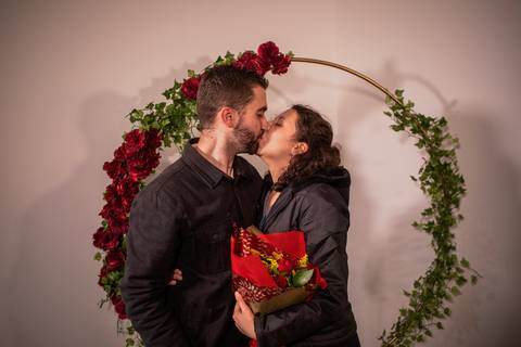 Inspiração e ideias criativas de fotos fotográfico para o Pedido de Casamento surpresa romântico em São Paulo '