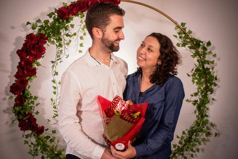 Inspiração e ideias criativas de fotos fotográfico para o Pedido de Casamento surpresa romântico em São Paulo '