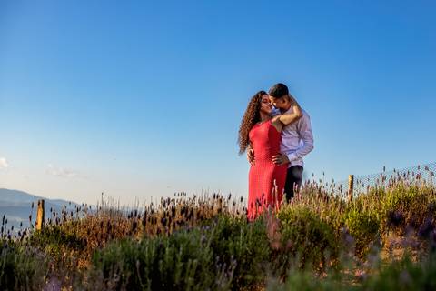 Inspiração e ideias criativas ensaio fotográfico pré casamento pré wedding de casal na cidade Socorro - SP'