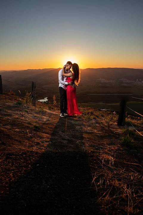 Inspiração e ideias criativas ensaio fotográfico pré casamento pré wedding de casal na cidade Socorro - SP'