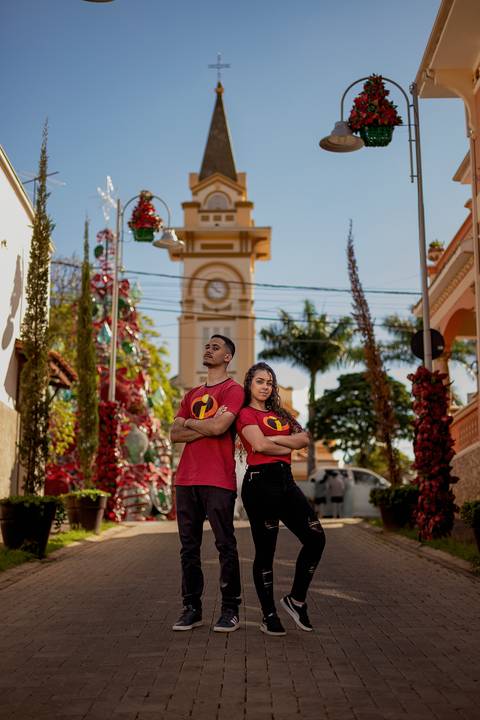 Inspiração e ideias criativas ensaio fotográfico pré casamento pré wedding de casal na cidade Socorro - SP'