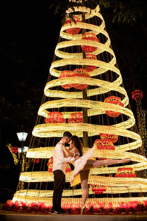 Inspiração e ideias criativas ensaio fotográfico pré casamento pré wedding de casal na cidade Socorro - SP'