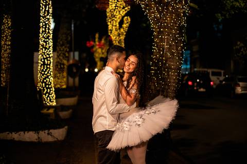 Inspiração e ideias criativas ensaio fotográfico pré casamento pré wedding de casal na cidade Socorro - SP'