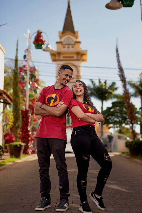 Inspiração e ideias criativas ensaio fotográfico pré casamento pré wedding de casal na cidade Socorro - SP'
