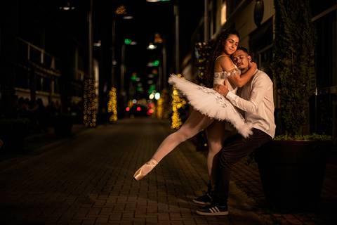 Inspiração e ideias criativas ensaio fotográfico pré casamento pré wedding de casal na cidade Socorro - SP'
