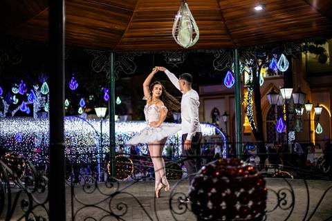 Inspiração e ideias criativas ensaio fotográfico pré casamento pré wedding de casal na cidade Socorro - SP'