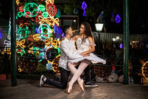 Inspiração e ideias criativas ensaio fotográfico pré casamento pré wedding de casal na cidade Socorro - SP'
