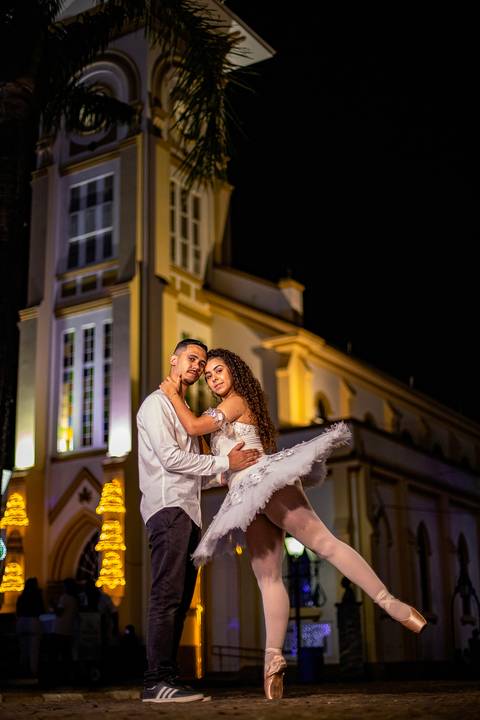 Inspiração e ideias criativas ensaio fotográfico pré casamento pré wedding de casal na cidade Socorro - SP'