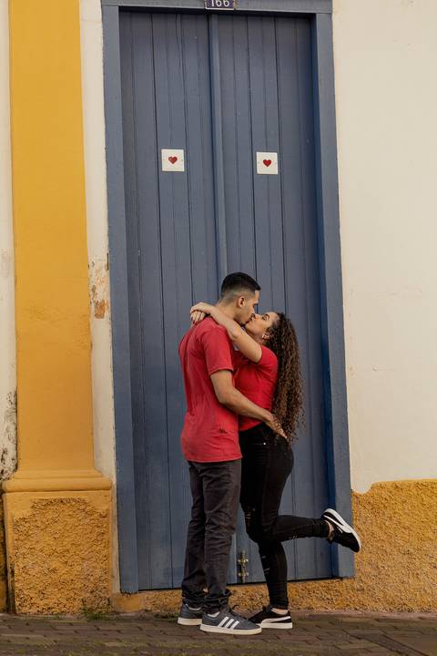 Inspiração e ideias criativas ensaio fotográfico pré casamento pré wedding de casal na cidade Socorro - SP'