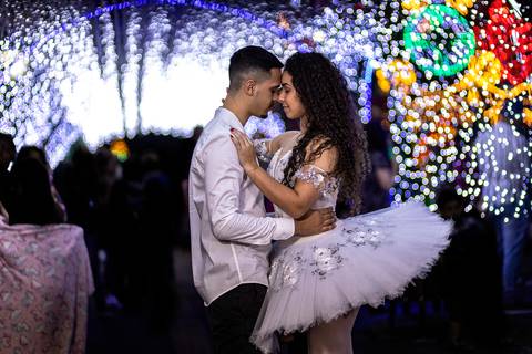 Inspiração e ideias criativas ensaio fotográfico pré casamento pré wedding de casal na cidade Socorro - SP'