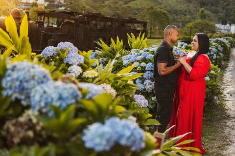 Inspiração e ideias criativas ensaio fotográfico pré casamento pré wedding de casal em Paranapiacaba - SP'