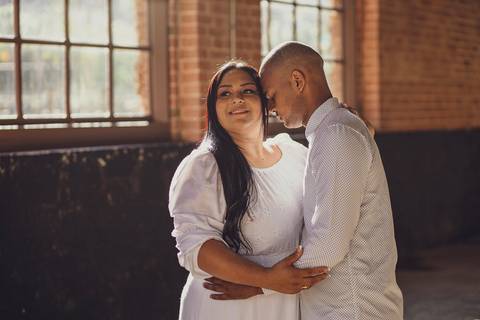 Inspiração e ideias criativas ensaio fotográfico pré casamento pré wedding de casal em Paranapiacaba - SP'