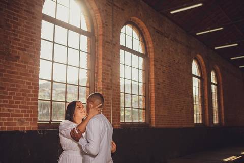 Inspiração e ideias criativas ensaio fotográfico pré casamento pré wedding de casal em Paranapiacaba - SP'