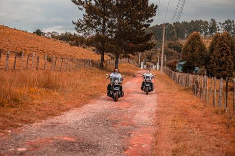 Inspiração e ideias criativas ensaio fotográfico pré casamento pré wedding de casal em Santana de Parnaíba e São Roque '