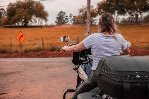 Inspiração e ideias criativas ensaio fotográfico pré casamento pré wedding de casal em Santana de Parnaíba e São Roque '