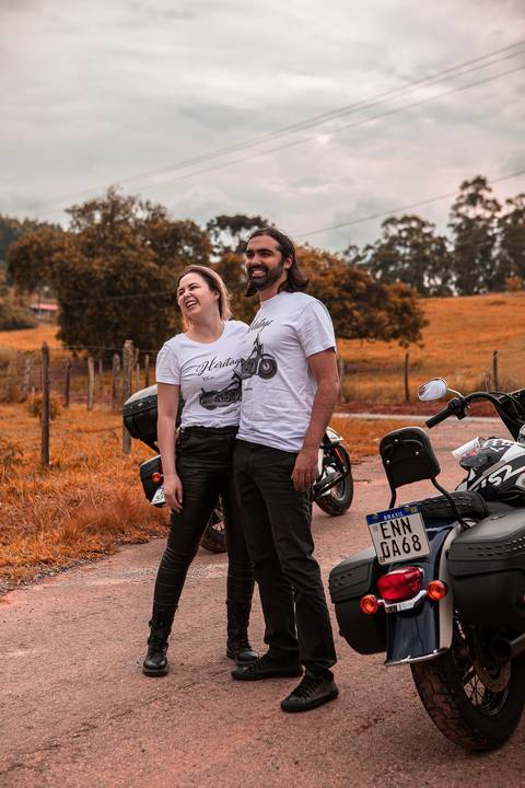 Inspiração e ideias criativas ensaio fotográfico pré casamento pré wedding de casal em Santana de Parnaíba e São Roque '