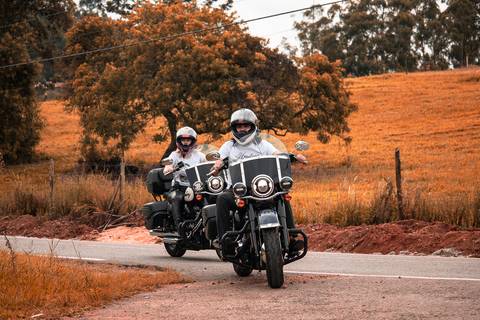 Inspiração e ideias criativas ensaio fotográfico pré casamento pré wedding de casal em Santana de Parnaíba e São Roque '