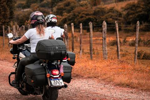 Inspiração e ideias criativas ensaio fotográfico pré casamento pré wedding de casal em Santana de Parnaíba e São Roque '
