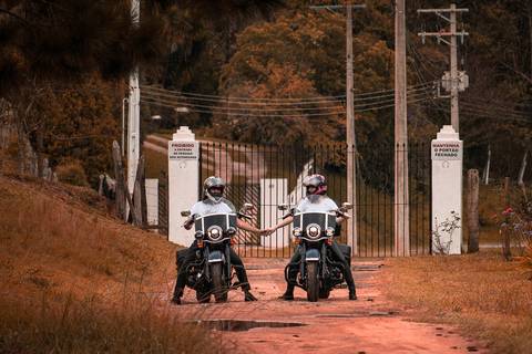 Inspiração e ideias criativas ensaio fotográfico pré casamento pré wedding de casal em Santana de Parnaíba e São Roque '