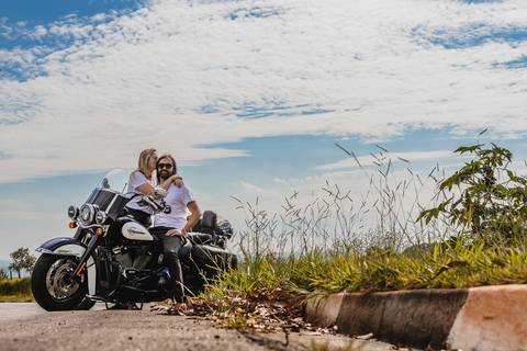 Inspiração e ideias criativas ensaio fotográfico pré casamento pré wedding de casal em Santana de Parnaíba e São Roque '