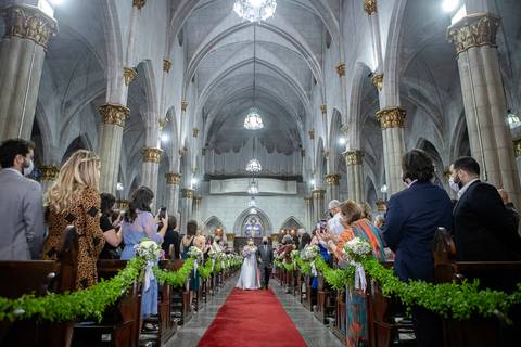 Inspiração e ideias criativas de fotos fotográfico de casamento na Igreja Paróquia Santuário Nossa Senhora Aparecida'