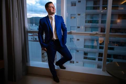 Inspiração e ideias criativas de fotos fotográfico de casamento making of do noivo no Hotel Sheraton Santos'