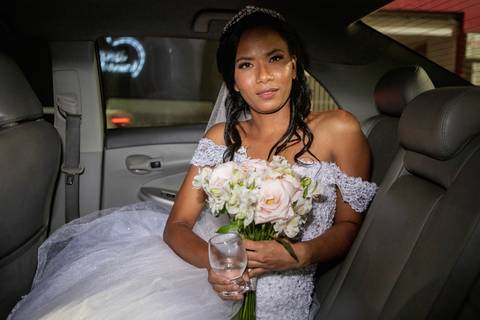 Inspiração e ideias criativas de fotos fotográfico de Making Of da noiva em São Caetano do Sul'