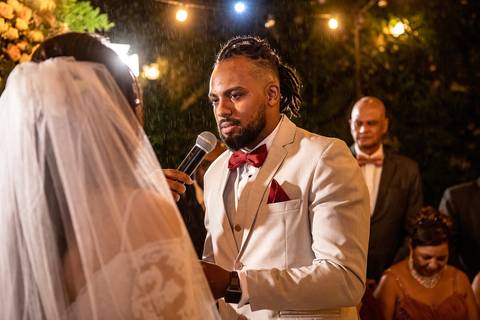 Inspiração e ideias criativas de fotos fotográfico de casamento momento da cerimônia no Villa Mantova Santana de Parnaíba - SP'