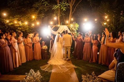 Inspiração e ideias criativas de fotos fotográfico de casamento momento da cerimônia no Villa Mantova Santana de Parnaíba - SP'