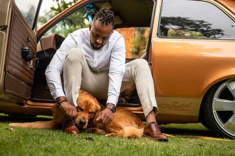 Inspiração e ideias criativas de fotos fotográfico de Making Of do noivo no Villa Mantova Santana de Parnaíba - SP'