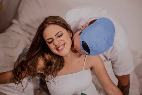 Inspiração e ideias criativas de fotos pré wedding 
intimista feito em casa São Paulo - SP'