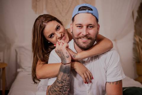 Inspiração e ideias criativas de fotos pré wedding 
intimista feito em casa São Paulo - SP'