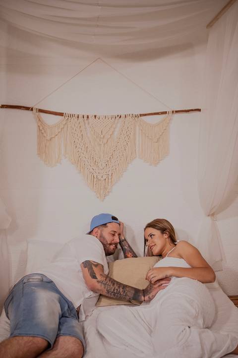 Inspiração e ideias criativas de fotos pré wedding 
intimista feito em casa São Paulo - SP'