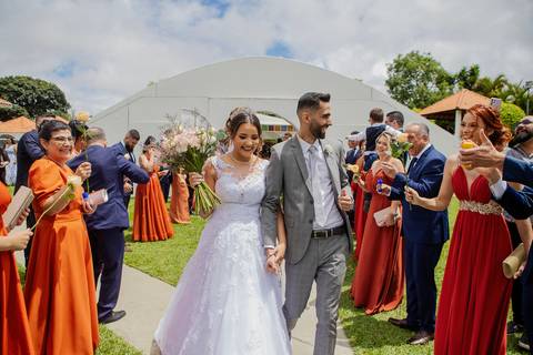 Inspiração e ideias criativas de fotos fotográfico de casamento com os padrinhos no espaço Finca Don Pepe'
