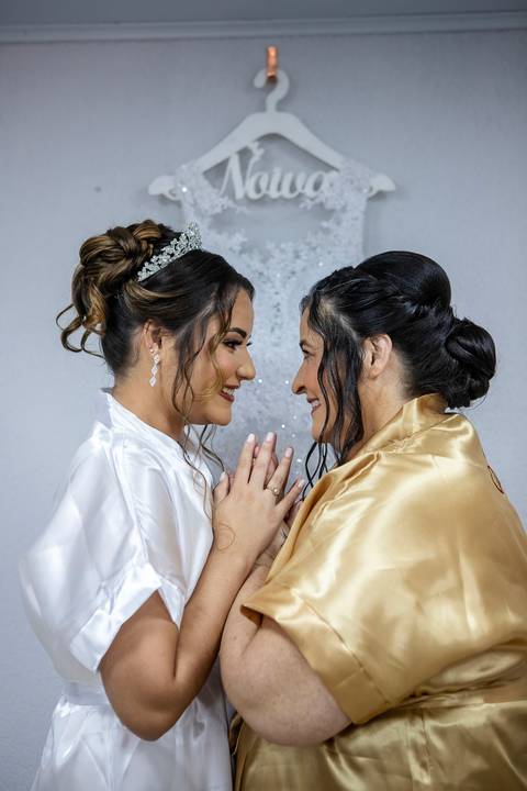 Inspiração e ideias criativas de fotos fotográfico de Making Of da noiva Studio Sobral -SP '