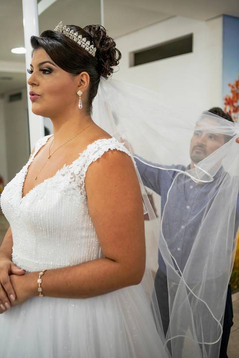 Inspiração e ideias criativas de fotos fotográfico de Making Of da noiva no Espaço Sérgio Centro de Estética
'