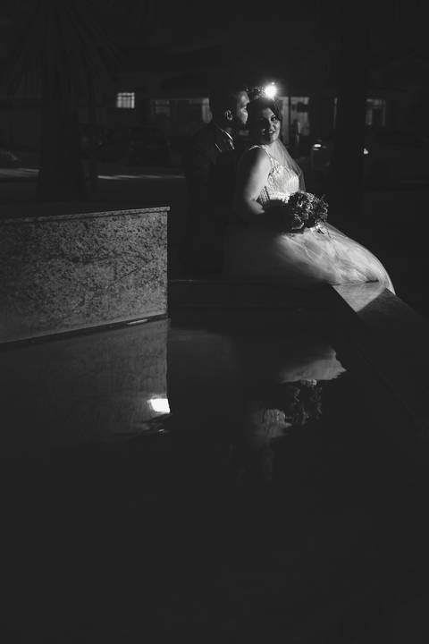 Inspiração e ideias criativas de fotos fotográfico de casamento na praça da Igreja Matriz de Sant'Ana'