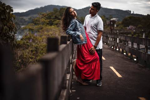 Inspiração e ideias criativas ensaio fotográfico pré casamento pré wedding de casal no Espaço Buffet Aloha Mogi'