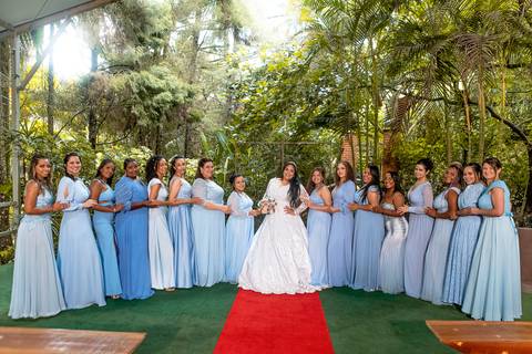 Inspiração e ideias criativas de fotos fotográfico de casamento com as madrinhas na Chácara Flores - Ribeirão Pires - SP'