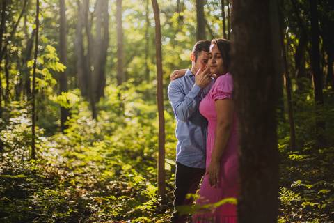 Inspiração e ideias criativas ensaio fotográfico pré casamento pré wedding de casal no Parque Villa Lobos - SP'