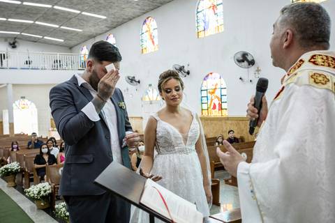 Inspiração e ideias criativas de fotos fotográfico de casamento na igreja Paroquia Santa Cruz - SP'