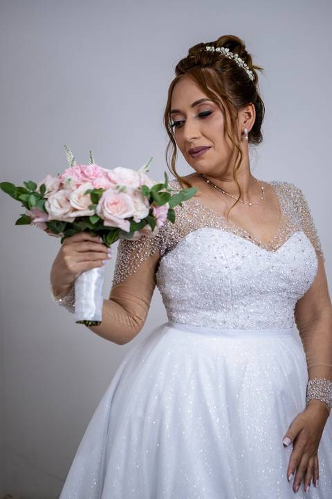 Inspiração e ideias criativas de fotos fotográfico de Making Of da noiva no Spazzio Muller e Frezzarim'