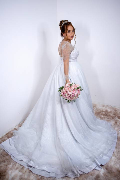 Inspiração e ideias criativas de fotos fotográfico de Making Of da noiva no Spazzio Muller e Frezzarim'