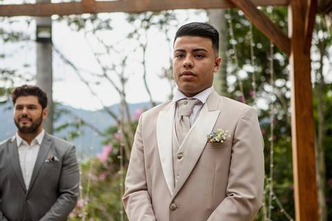 Inspiração e ideias criativas de fotos fotográfico de casamento no Espaço Aloha - Mogi - SP'