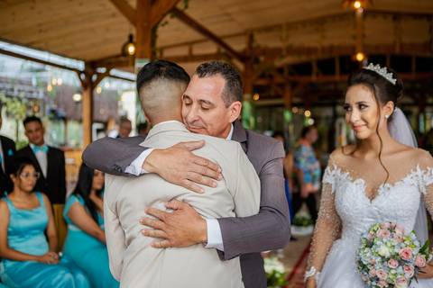 Inspiração e ideias criativas de fotos fotográfico de casamento no Espaço Aloha - Mogi - SP'