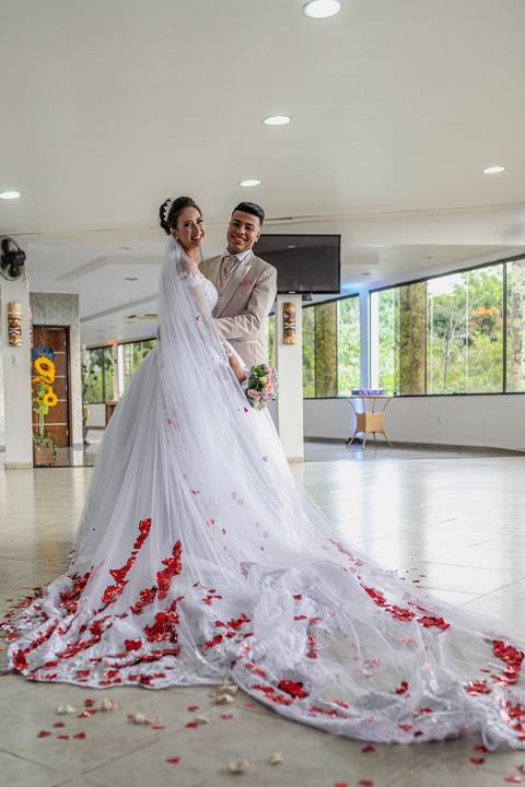 Inspiração e ideias criativas de fotos fotográfico de casamento no Espaço Aloha - Mogi - SP'