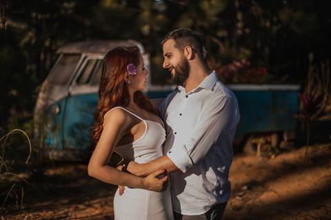 Inspiração e ideias criativas ensaio fotográfico pré casamento pré wedding de casal no Sítio das Borboletas - SP'