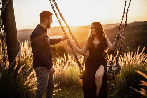 Inspiração e ideias criativas ensaio fotográfico pré casamento pré wedding de casal no Sítio das Borboletas - SP'