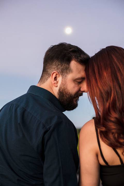 Inspiração e ideias criativas ensaio fotográfico pré casamento pré wedding de casal no Sítio das Borboletas - SP'