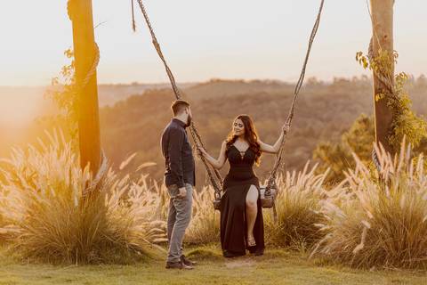 Inspiração e ideias criativas ensaio fotográfico pré casamento pré wedding de casal no Sítio das Borboletas - SP'